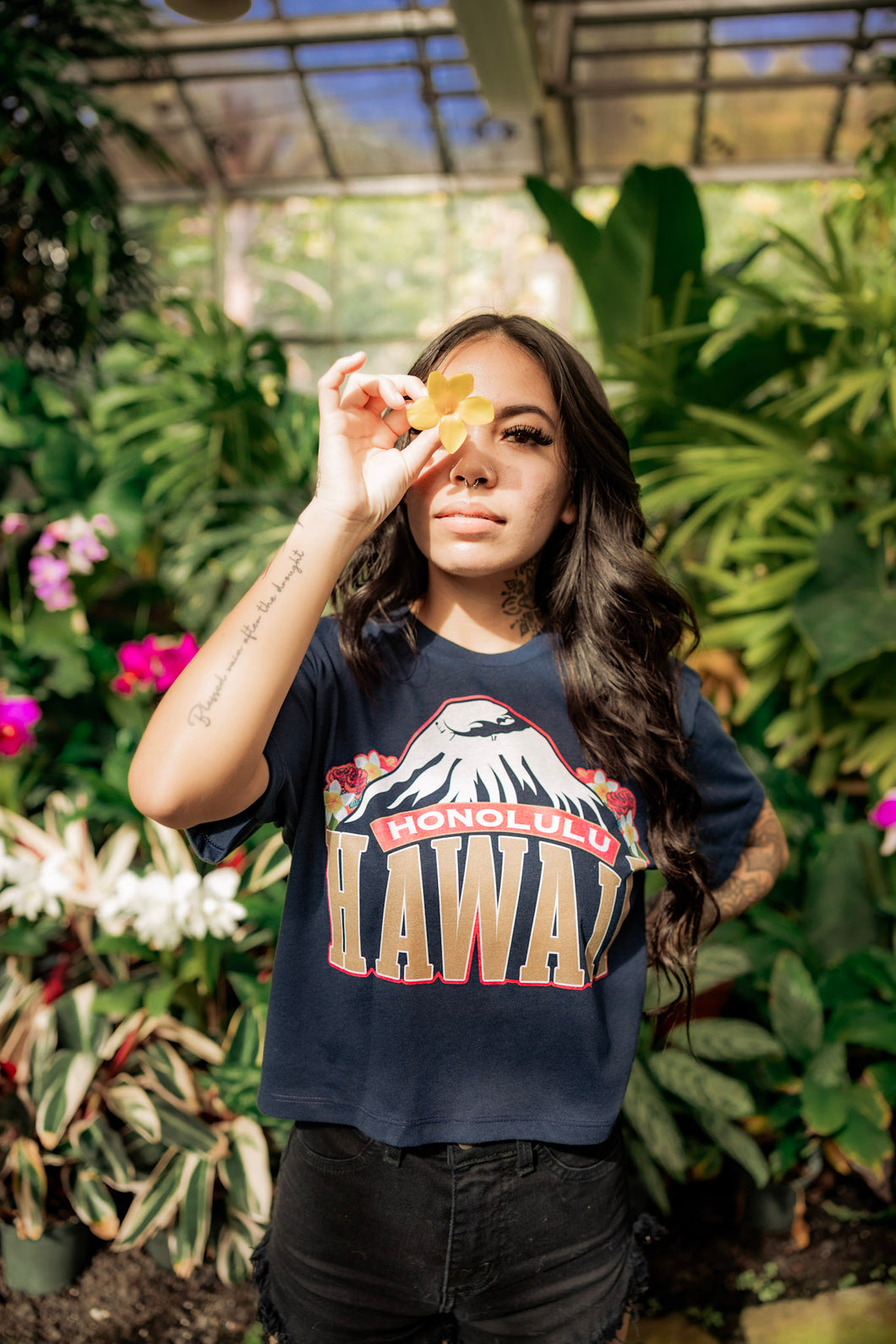 Throwback Honolulu - Women’s Crop